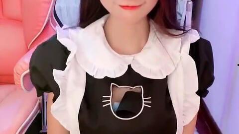 萝莉女孩吃瓜,萝莉女孩的甜蜜瓜果时光