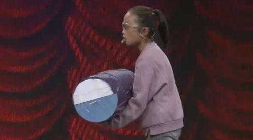 沙发吃瓜的视频,揭秘网络热传视频背后的趣味与思考